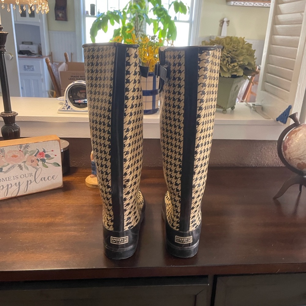 “Sperry” Stylish Houndstooth Tall Boots